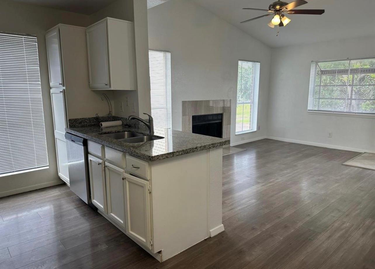 3900 Woodchase Drive 144