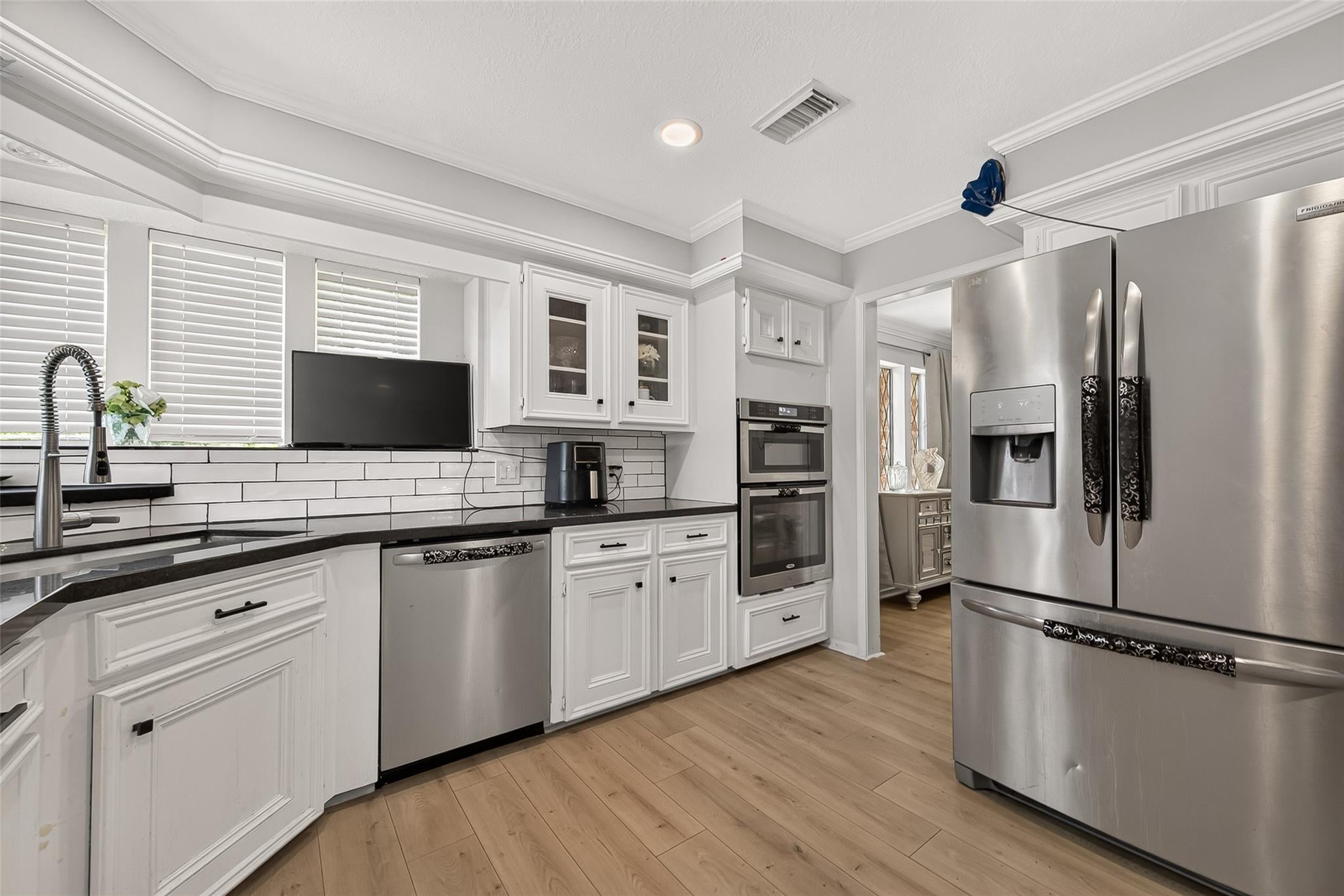 5919 Spring Creek Oaks Drive