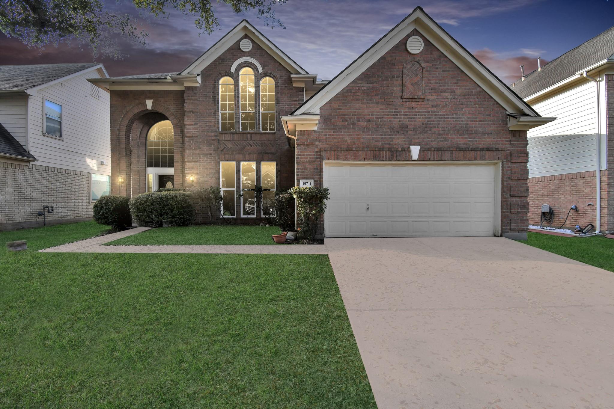 15711 Rosewood Hill Ct