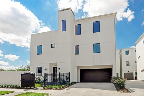 Photo of 1632 Potomac Drive, Houston, TX 77057 (MLS # 14201652)