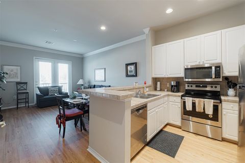 Photo of 2400 Mccue Road #248, Houston, TX 77056 (MLS # 13463473)