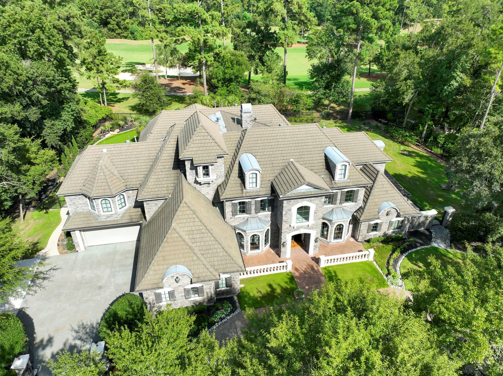 26 Damask Rose Way