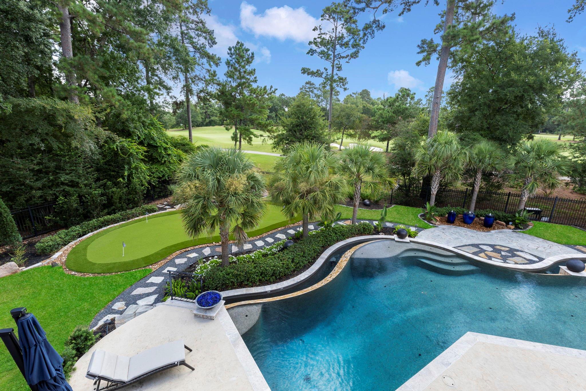 26 Damask Rose Way