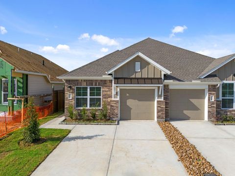 Townhouse For Sale - 5227 Celestial Court<br/> Iowa Colony, TX 77583