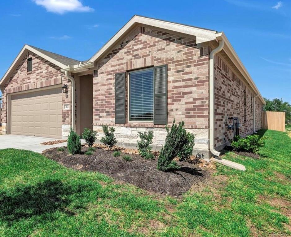 261 Gallant Front Trail