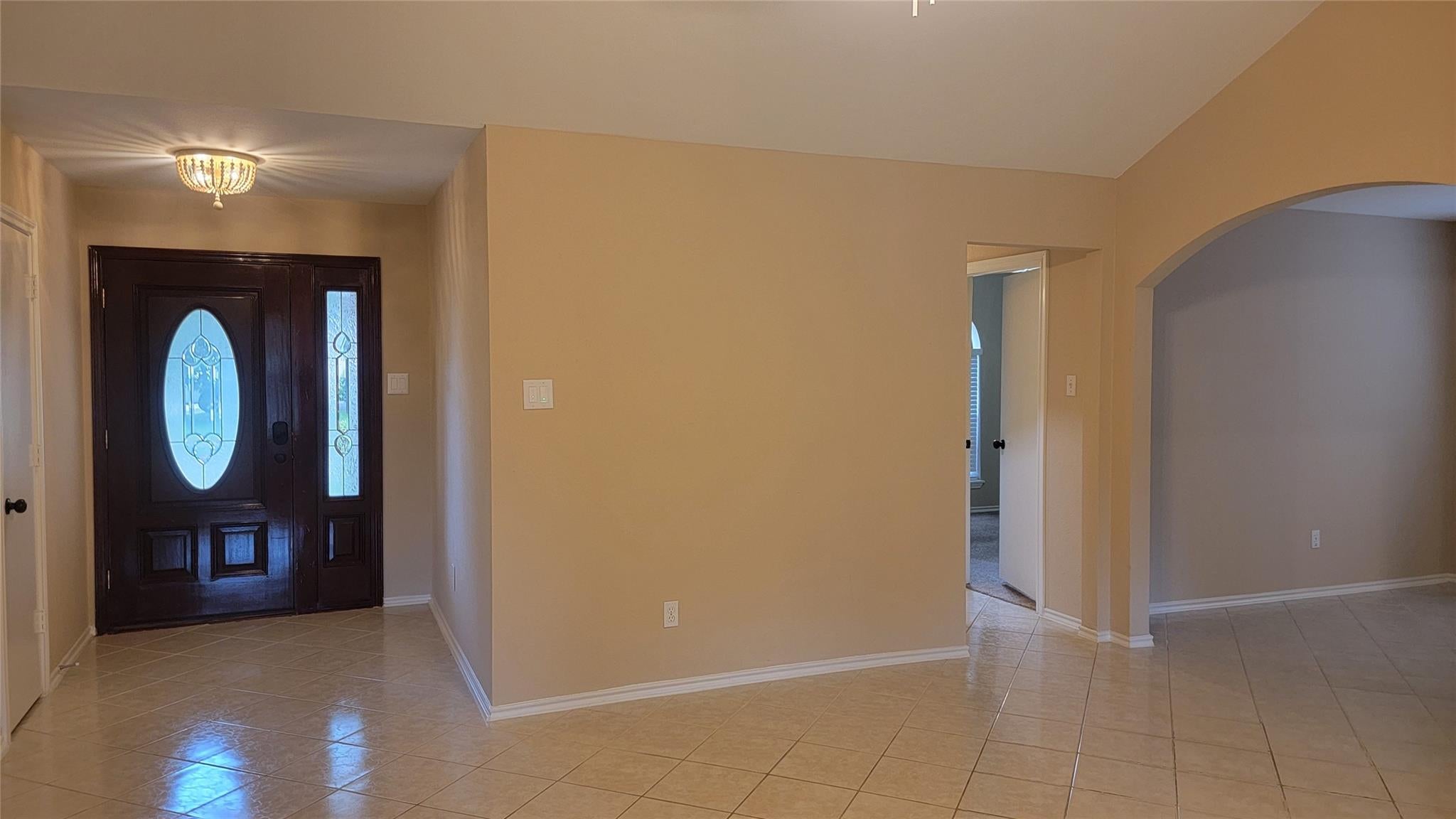 3335 Lakeland Gardens Drive