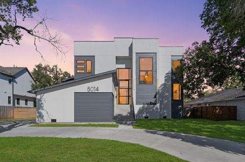 Photo of 5014 N Braeswood Boulevard, Houston, TX 77096 (MLS # 55702751)