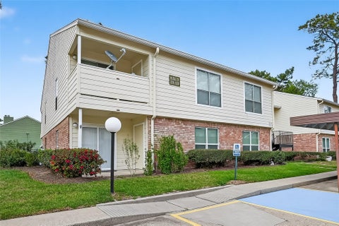 Photo of 14555 Wunderlich Drive #2208, Houston, TX 77069 (MLS # 26482004)