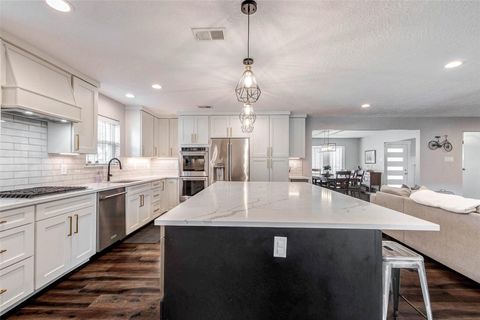 Tiny photo for 963 Del Norte Street, Houston, TX 77018 (MLS # 18328821)