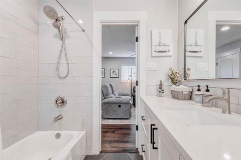 Tiny photo for 963 Del Norte Street, Houston, TX 77018 (MLS # 18328821)