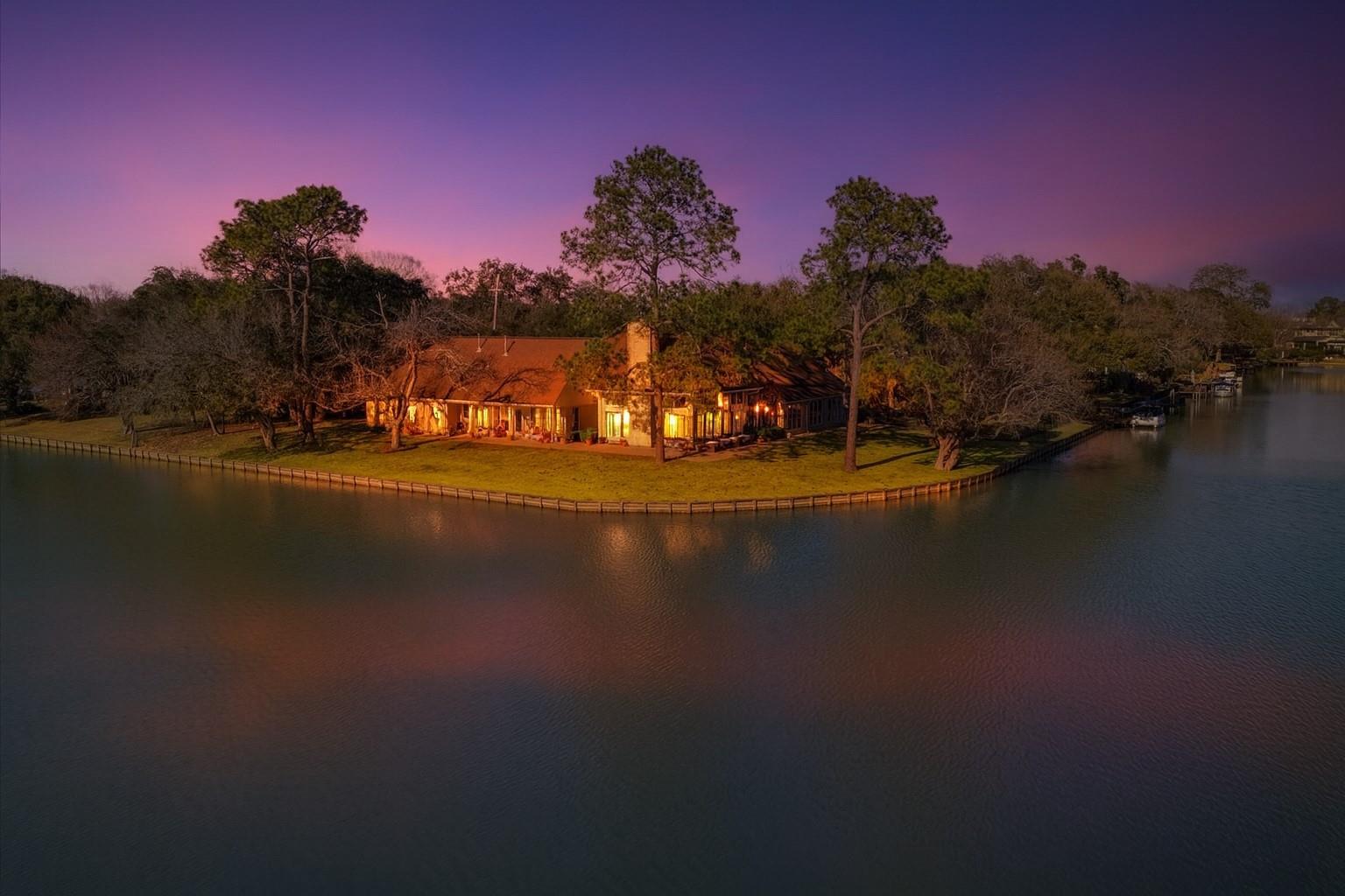 802 San Marino Street