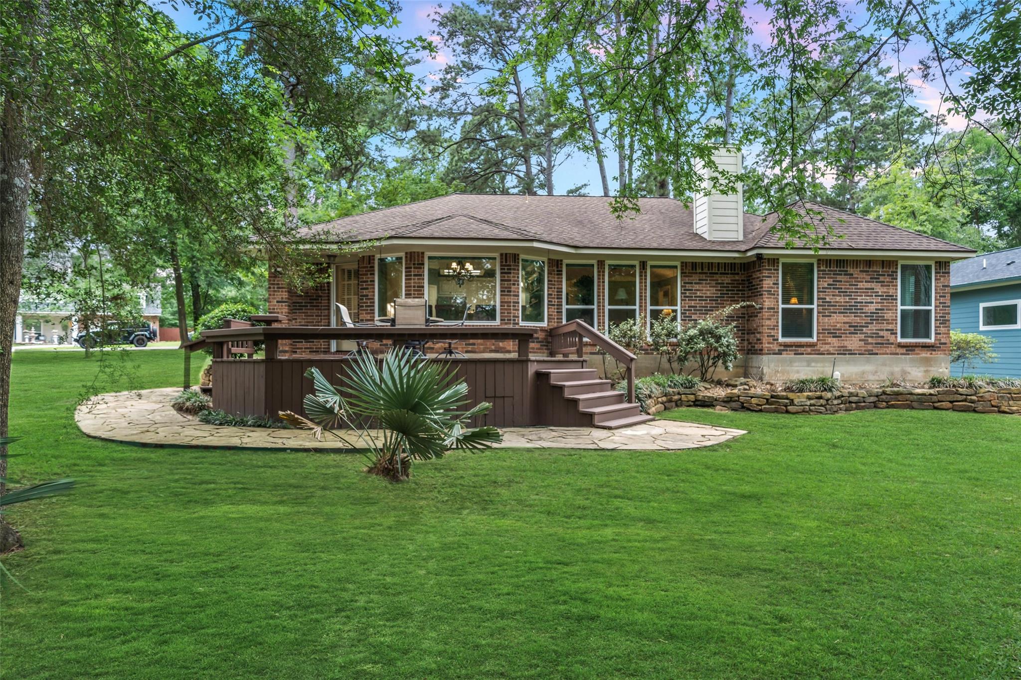 15204 Jamaica Drive