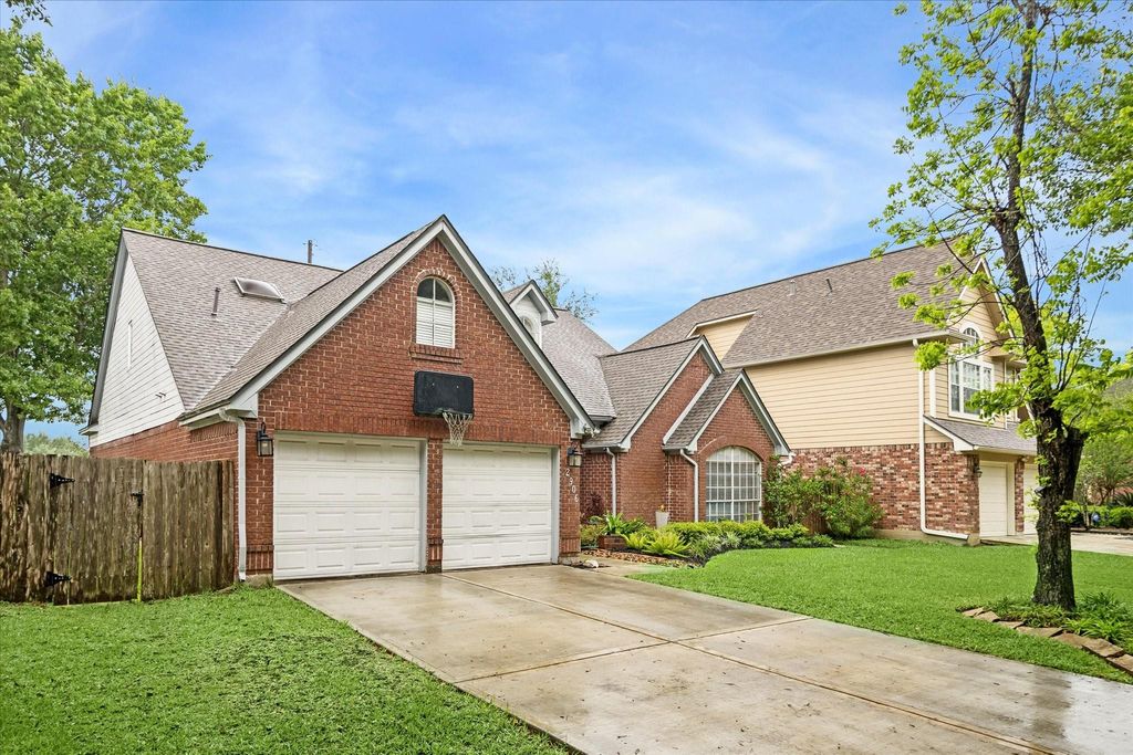 Photo of 2906 Double Lake Drive, Missouri City, TX 77459 (MLS # 44824378)