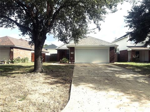 Photo of 2706 Star Peak Drive, Houston, TX 77088 (MLS # 6661570)