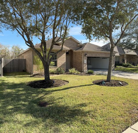 Photo of 6605 Blue Hollow Lane, League City, TX 77539 (MLS # 6687890)