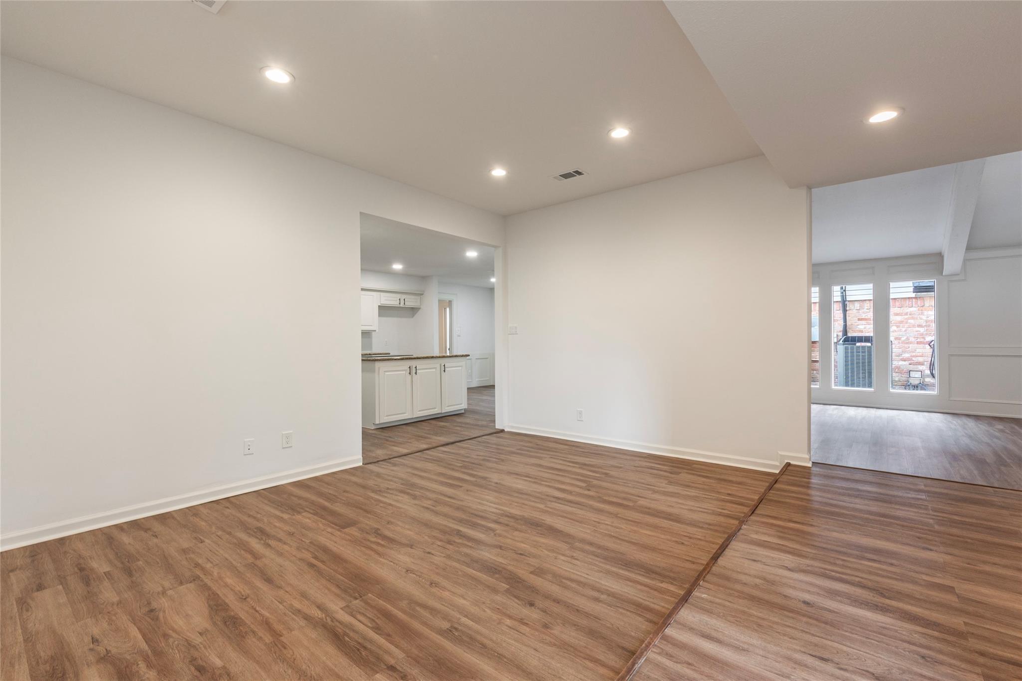 2326 Walnut Court
