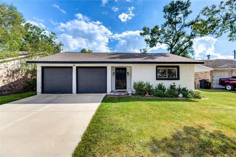 Photo of 7838 Royalwood Drive, Houston, TX 77049 (MLS # 22988911)