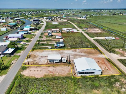 Photo of 200 County Road 201, Sargent, TX 77414 (MLS # 91786046) Photo of 200 County Road 201, Sargent, TX 77414 (MLS # 91786046)