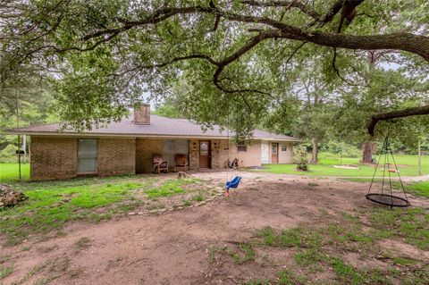 Photo of 347 Shelby, Livingston, TX 77351 (MLS # 58074458)