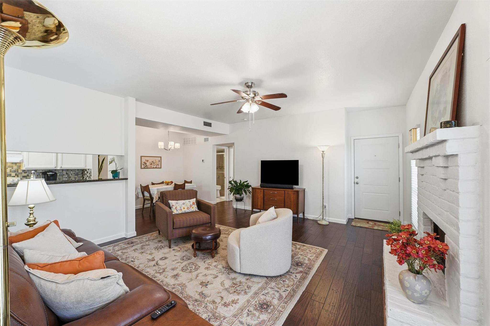 2425 Augusta Drive 23