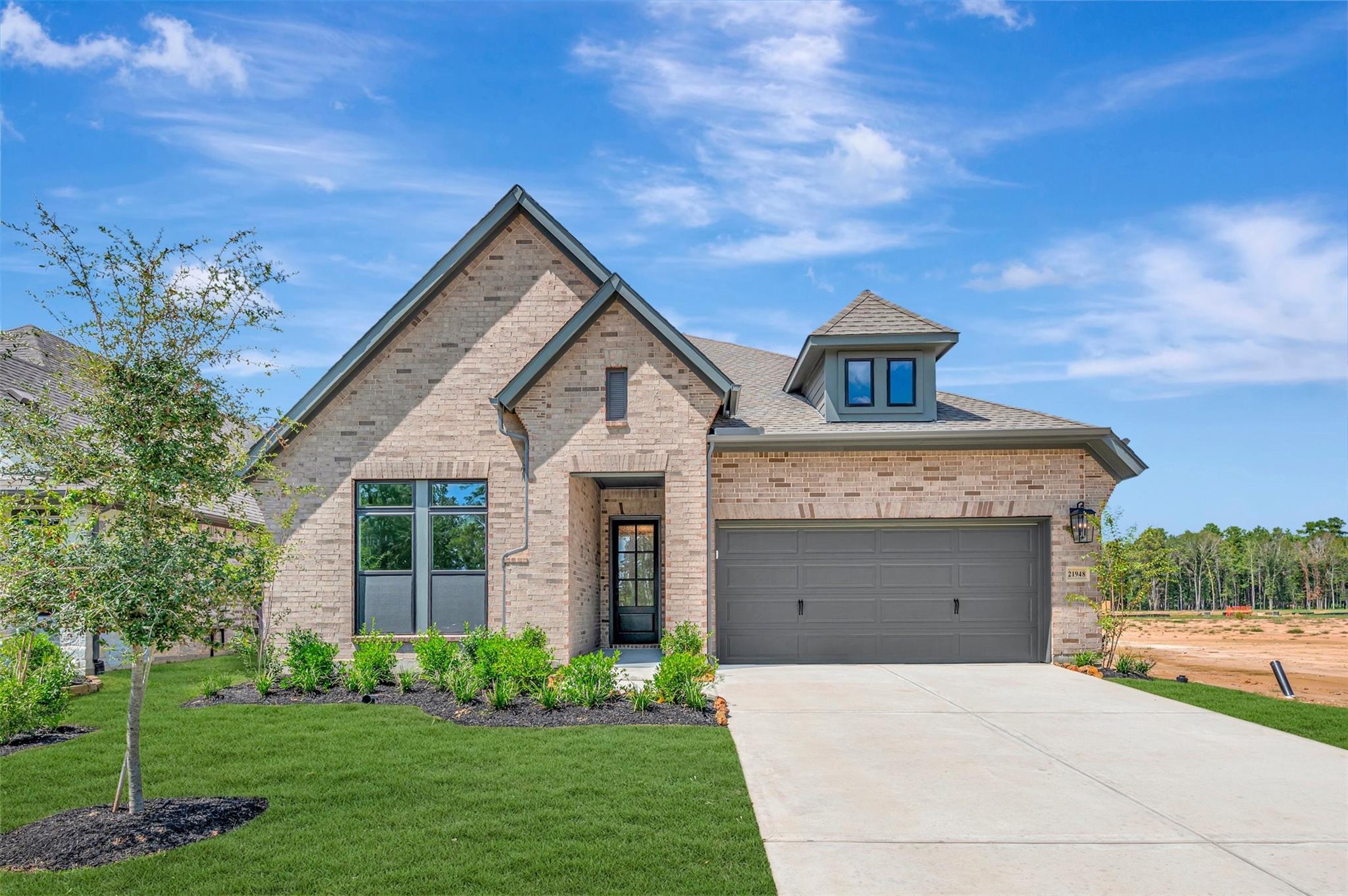 21948 Rolling Greens Road