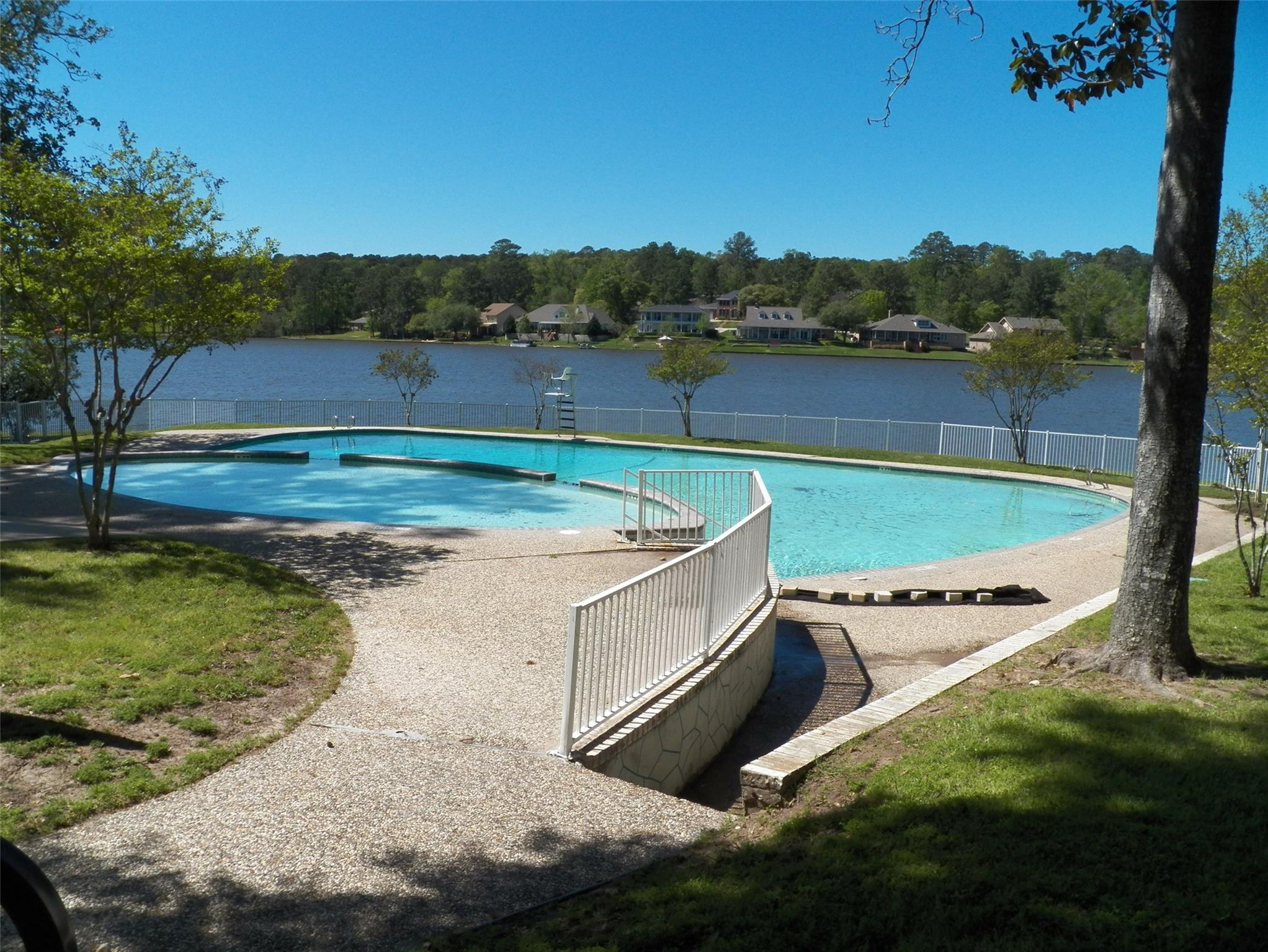 652 Cherry Hills Drive