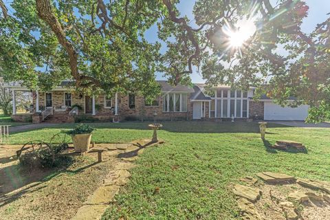 6184 E Fm 485 Cameron TX 76520