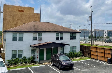 Photo of 2409 Bastrop St #3, Houston, TX 77004 (MLS # 78160393)