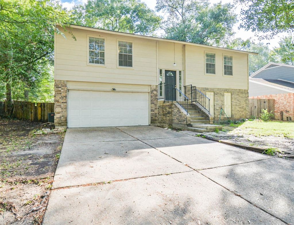 Photo of 2915 Valley Rose Drive, Kingwood, TX 77339 (MLS # 20081775)