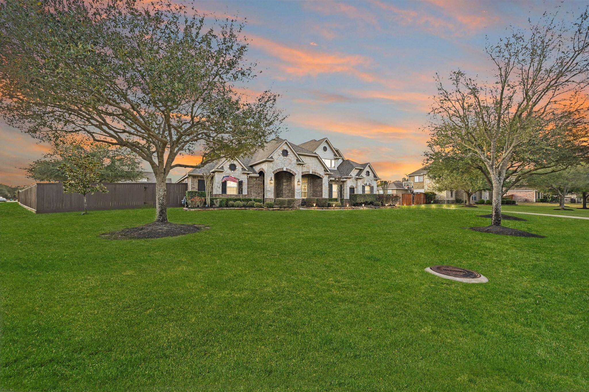 17703 Fairhaven Lake Drive