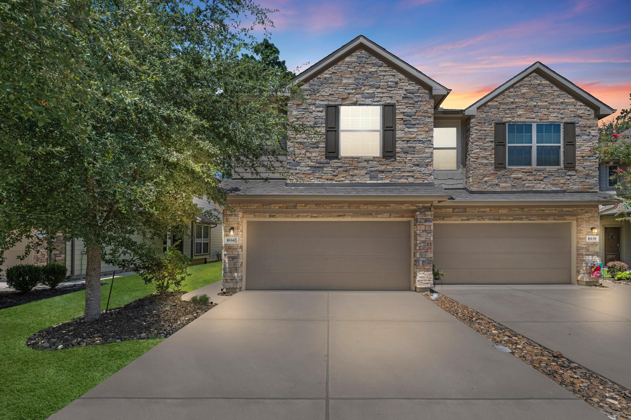 16142 Beachside Place