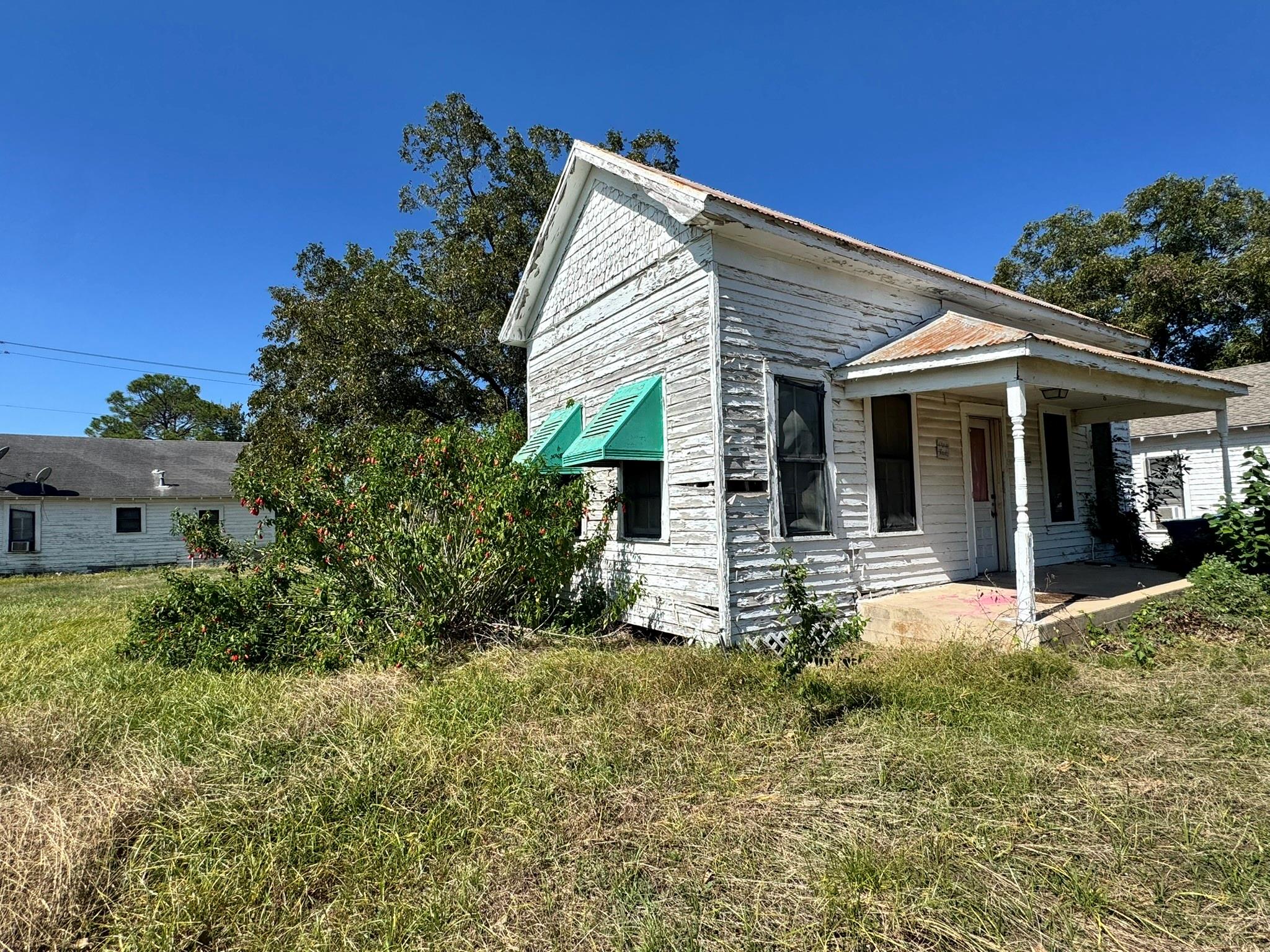 645 7th Street
