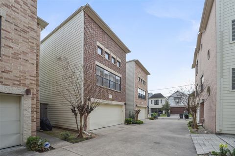 Photo of 5810 Darling Street #B, Houston, TX 77007 (MLS # 45284802)