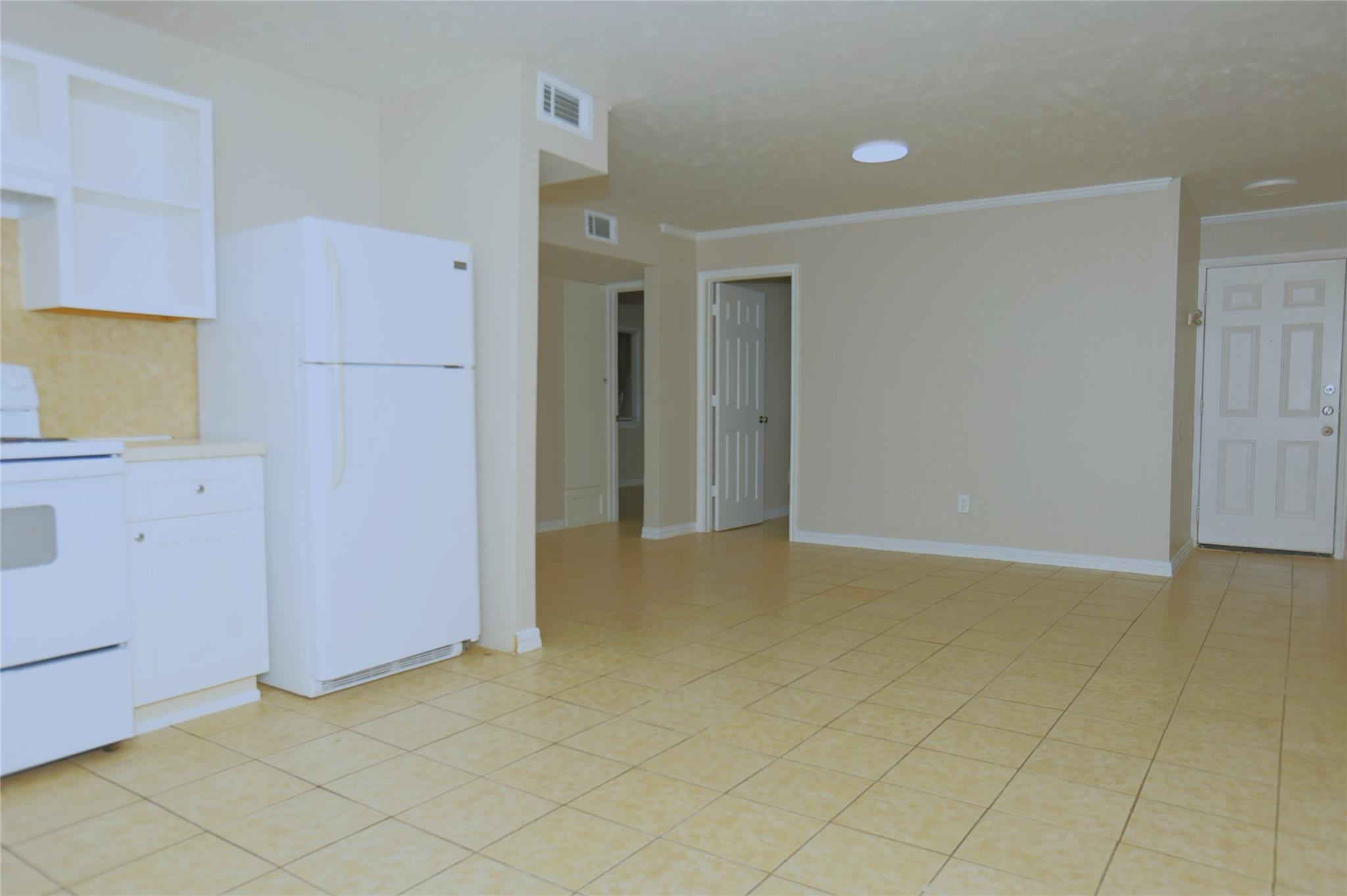 123 W 6th St 2