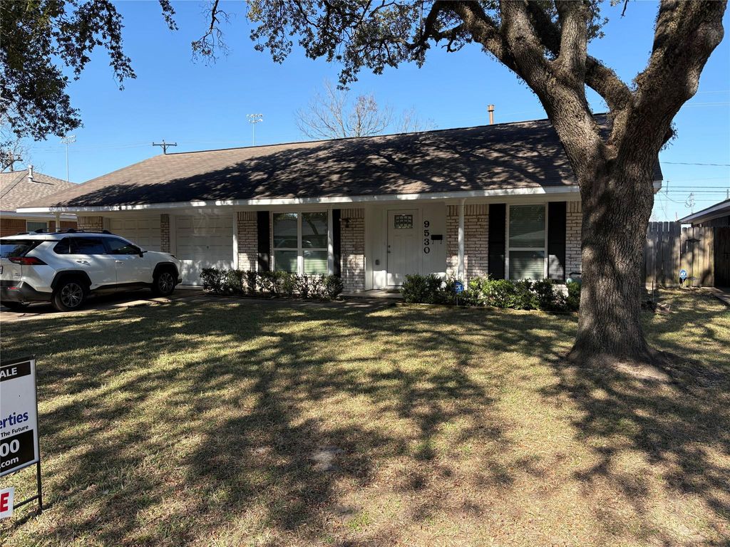 Photo of 9530 Emnora Lane, Houston, TX 77080 (MLS # 39668268)