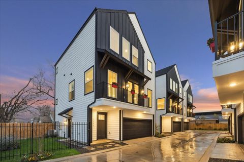 Photo of 719 Thornton Road Rd #A, Houston, TX 77018 (MLS # 93993877)