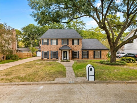 Photo of 5314 Lodge Creek Dr Dr, Houston, TX 77066 (MLS # 73872050)