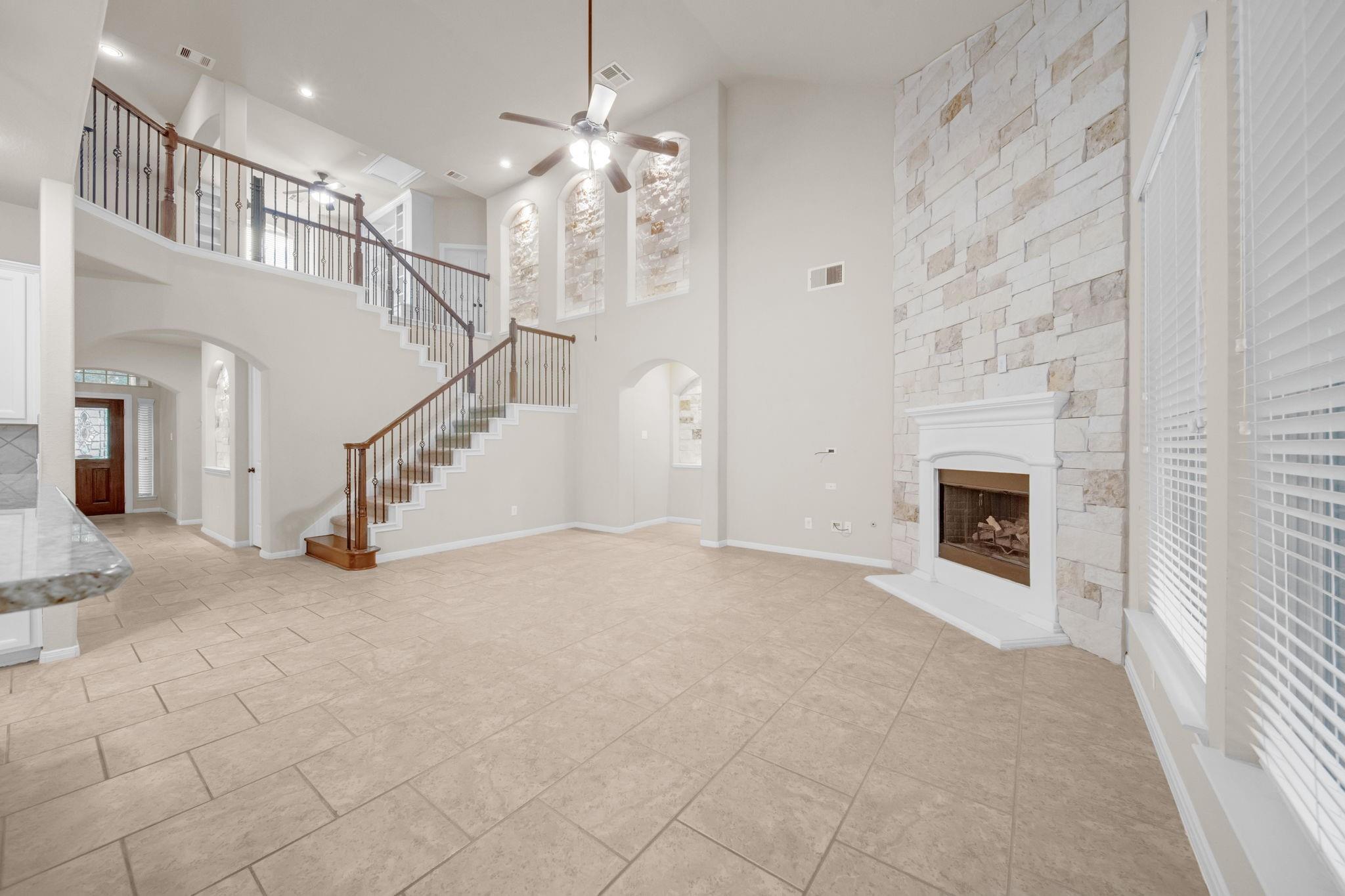 323 Kinderwood Trail