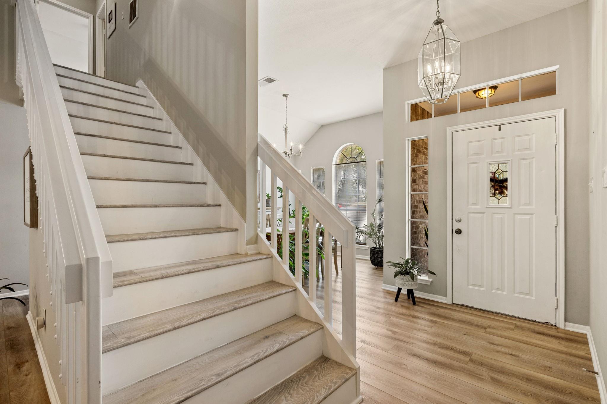 2106 Lexington Woods Drive