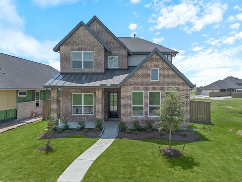 Photo of 11812 Benes Drive, Mont Belvieu, TX 77523 (MLS # 942476) Photo of 11812 Benes Drive, Mont Belvieu, TX 77523 (MLS # 942476)