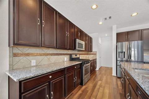 Tiny photo for 13019 Foxwood Creek Lane, Houston, TX 77044 (MLS # 97942577)