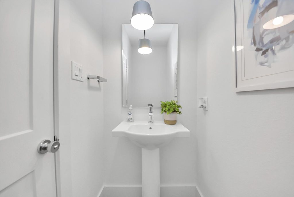 Photo of 7504 Carver Road #D, Houston, TX 77088 (MLS # 77602459)