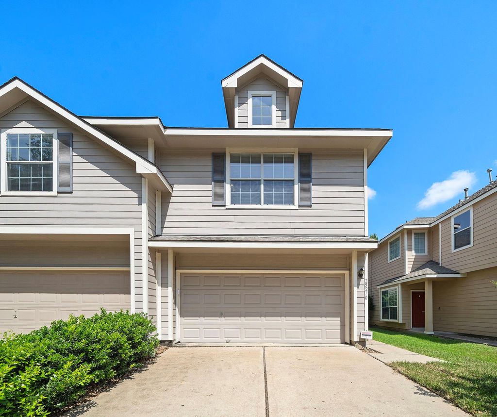 Photo of 25270 Finchgrove Lane, Katy, TX 77494 (MLS # 25583155)