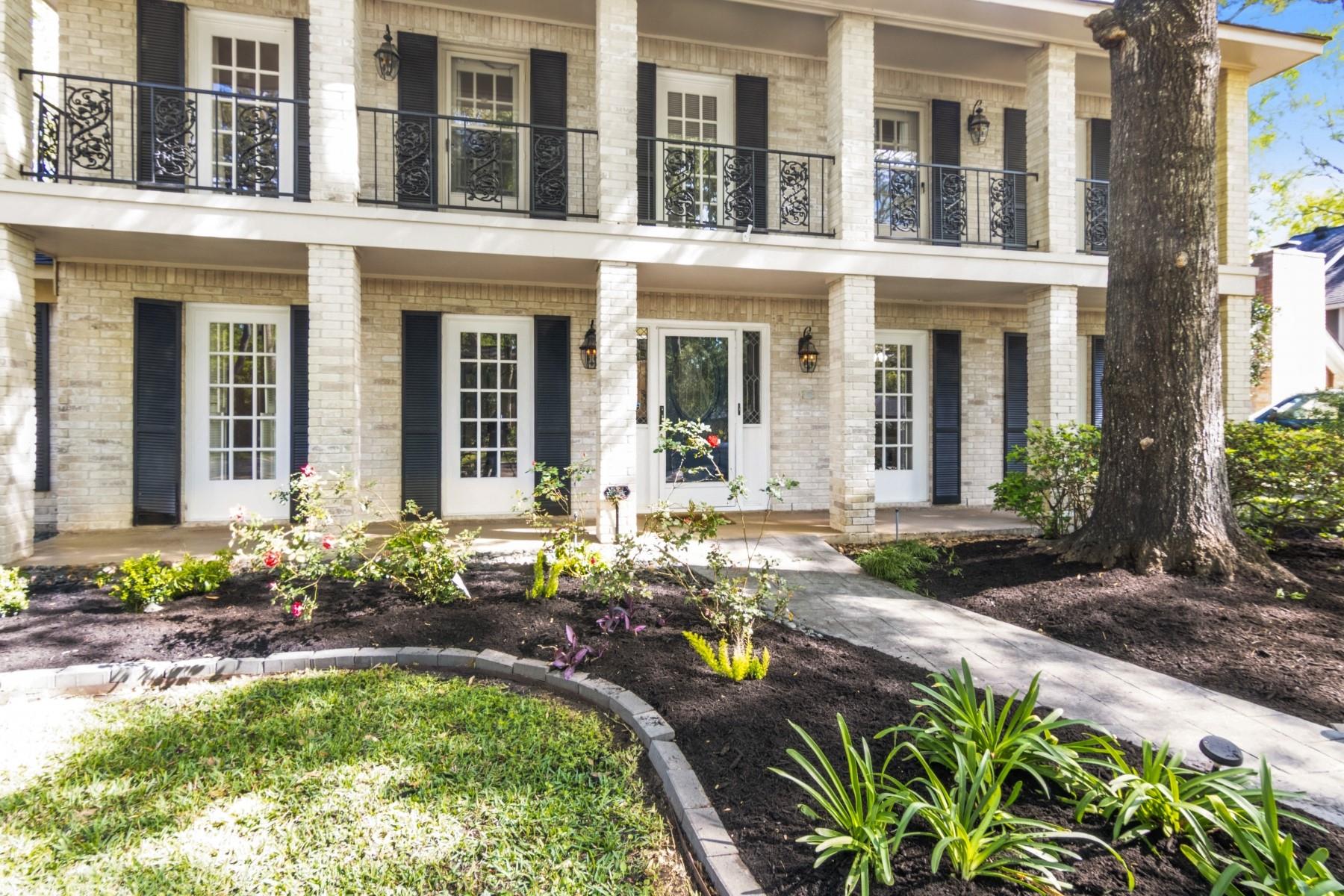 2411 Riverlawn Drive