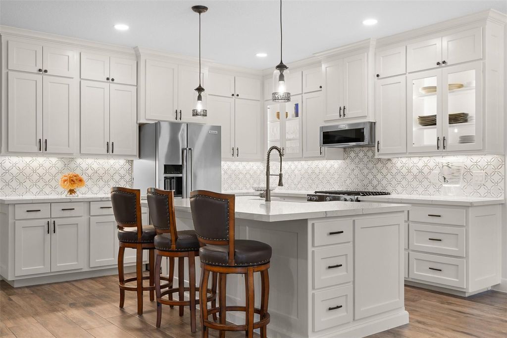 Photo of 404 Saint Andrews Drive, New Ulm, TX 78950 (MLS # 10575197)