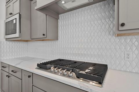 Tiny photo for 652 Cross Timbers Trace, Waller, TX 77484 (MLS # 62115450)