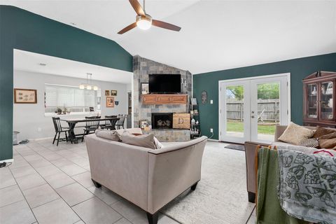 Tiny photo for 10915 Pecan Drive, La Porte, TX 77571 (MLS # 97195439)