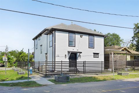 Photo of 2120 Fulton Street #1, Houston, TX 77009 (MLS # 24028425) Photo of 2120 Fulton Street #1, Houston, TX 77009 (MLS # 24028425)