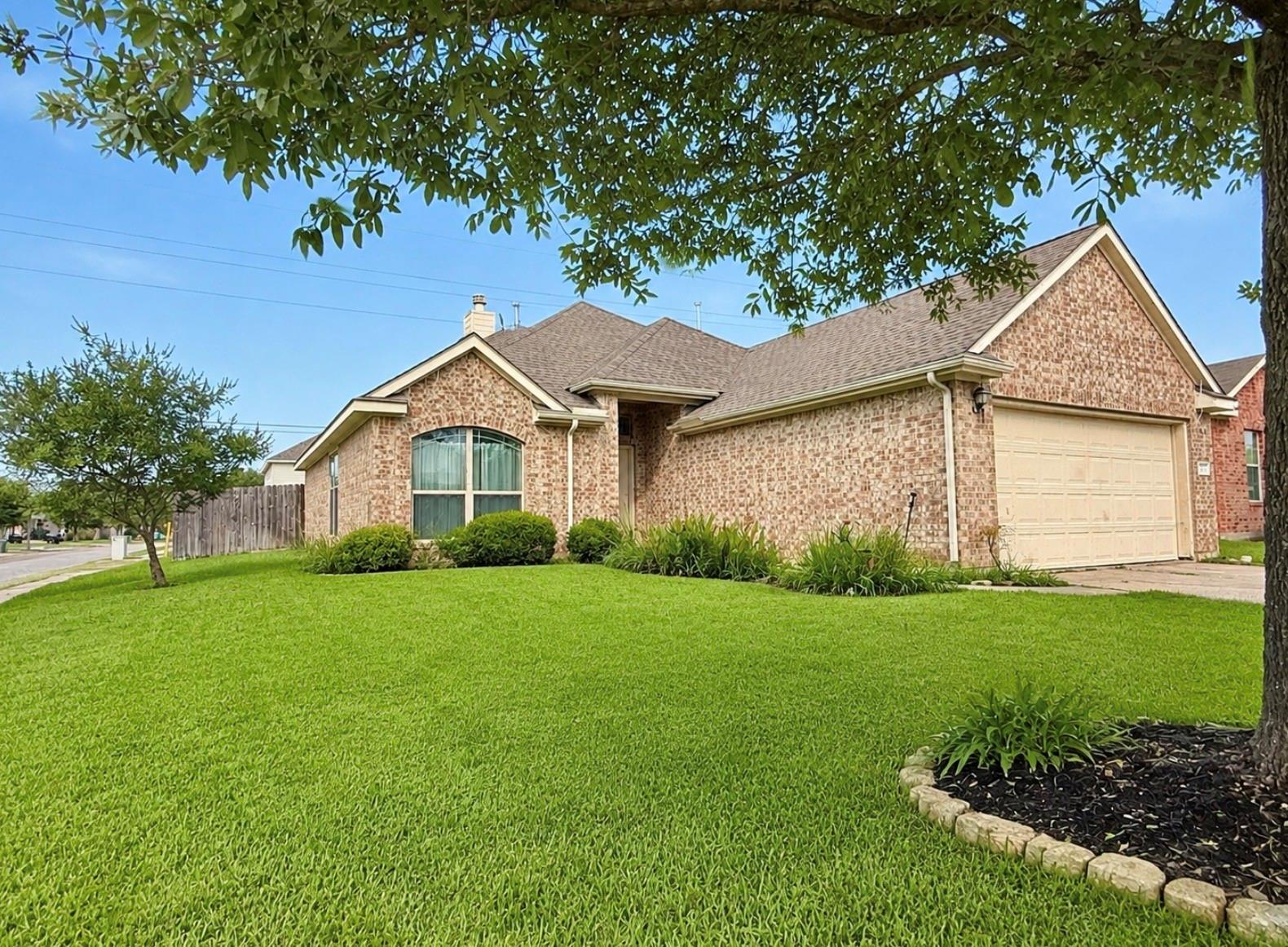 24823 Sandusky Drive