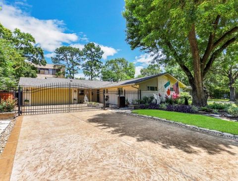 Photo of 9770 Tappenbeck Drive, Houston, TX 77055 (MLS # 16974718)